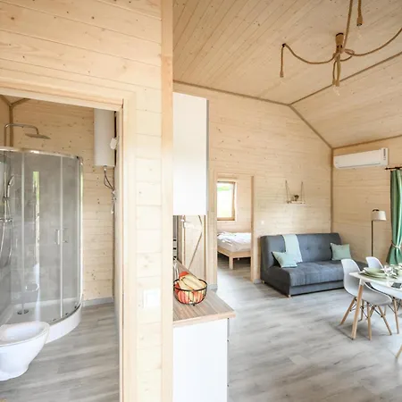 Sudecka Przystan Lodge