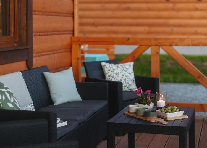 Sudecka Przystan Lodge *